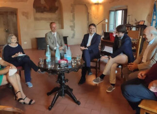 Il direttore degli Uffizi Eike Dieter Schmidt alla Mostra dell’Artigianato di Anghiari