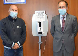 Controllo agli ingressi degli Uffici della Polizia di Stato