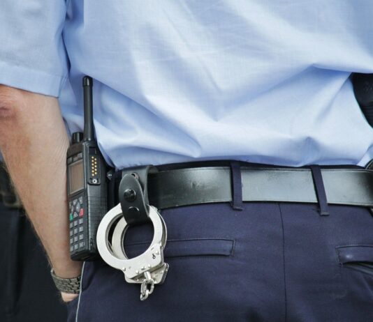 “Basta aggressioni agli uomini di divisa”