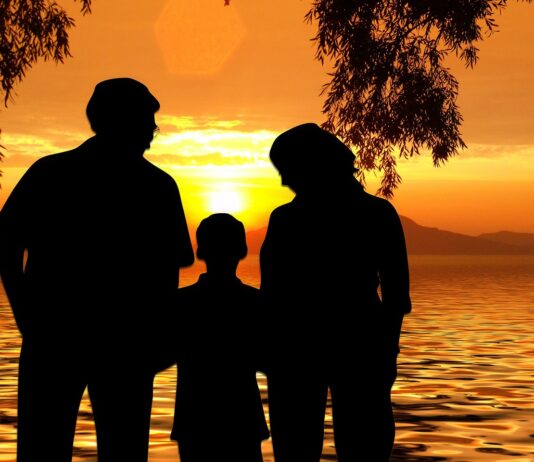 Cavriglia: il Sindaco scrive al Ministro Bonetti riguardo un’adozione Internazionale ferma a causa del Covid 19