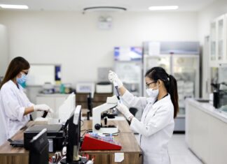 Coronavirus: 65 nuovi casi nell’aretino, 72 persone in degenza covid, 18 in terapia intensiva, 24 persone guarite, 0 decessi