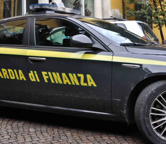Sequestrati nel valdarno oltre 50 grammi di hashish in una villa durante una “festa privata”