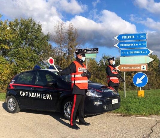 Nottetempo all’interno di una rivendita di pneumatici, svuotando la cassa: un pregiudicato denunciato dai Carabinieri di Terranuova Bracciolini