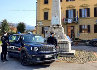 Scoppia la caldaia nella sua abitazione, intervengono i carabinieri che gli trovano in casa diversi grammi di cocaina e marijuana