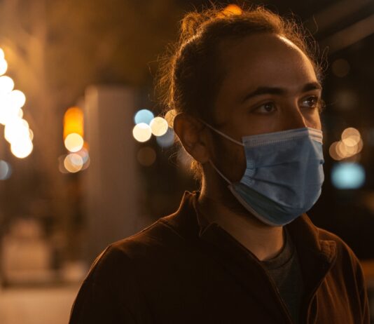 Coronavirus: in Toscana 1370 nuovi casi. Quattro decessi con un’età media di 89 anni