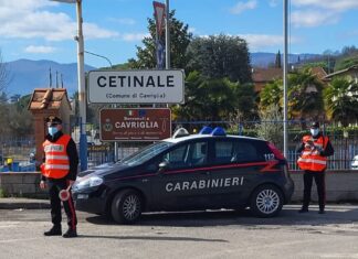 I carabinieri hanno denunciato un pregiudicato per ricettazione di uno smartphone