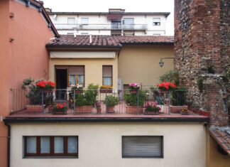 Anche quest’anno a San Giovanni “sbocciano i balconi”: in tutta la città