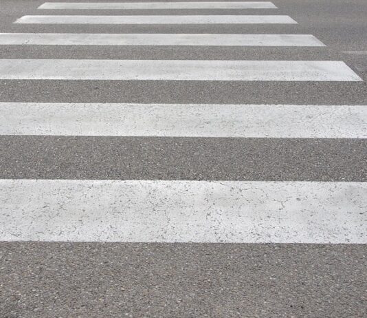 Viale Gramsci, investito bambino di 10 anni sulle strisce: stava andando a scuola