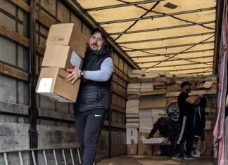 Guerra in Ucraina: il camion organizzato dalla Misericordia di Cavriglia è giunto a Moghilev Podolsky