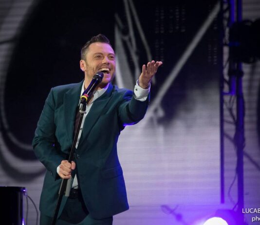 Il mondo è nostro, il nuovo disco di inediti di Tiziano Ferro