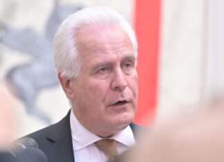 “La Toscana diventa Regione antifascista”: e dai social si alzano critiche e sghignazzate