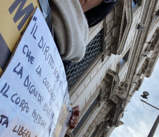 Ilham Menin: “una notte al gelo di fronte alla Corte Costituzionale per i diritti, la dignità e la libertà di scelta”