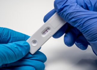 Coronavirus: in Toscana 343 nuovi casi. Due i decessi con un’età media di 76,5 anni