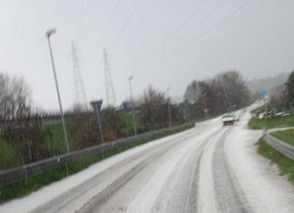 Meteo, codice giallo per neve e ghiaccio – foto/video