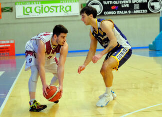 Fornara è il castigatore di Lucca, la sua tripla allo scadere manda in finale l’Amen