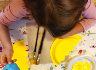 Laboratorio creativo per bambini dedicato alla mostra INCANTO al Museo della Fraternita dei Laici