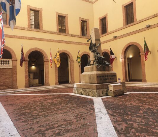 Ancora aperte le iscrizioni a due corsi dell’Università di Siena