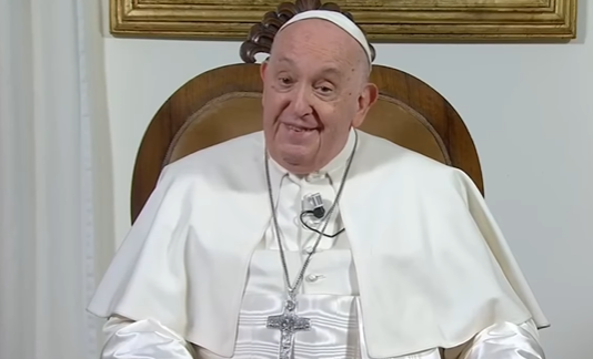 Il Papa contro i gay in seminario: “C’è già troppa frociaggine”