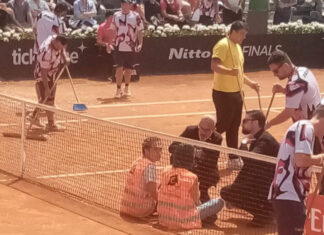 Ultima generazione interrompe gli Internazionali di tennis