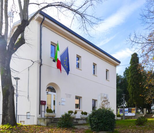 la Regione Toscana ripropone il Bando “Pacchetto Scuola”