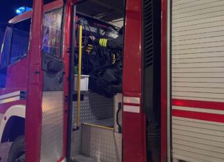 Incendio in un appartamento a Bucine grave un uomo di 64 anni