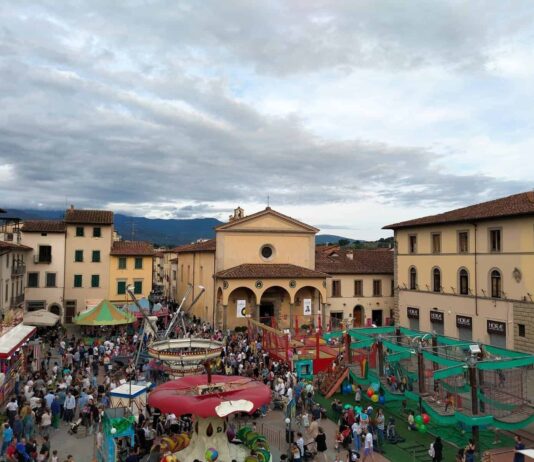 San Giovanni Valdarno inaugura il Natale 2025