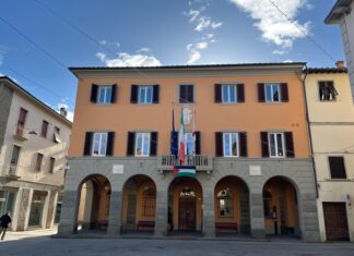 Terranuova Bracciolini: riqualificata la facciata del palazzo comunale