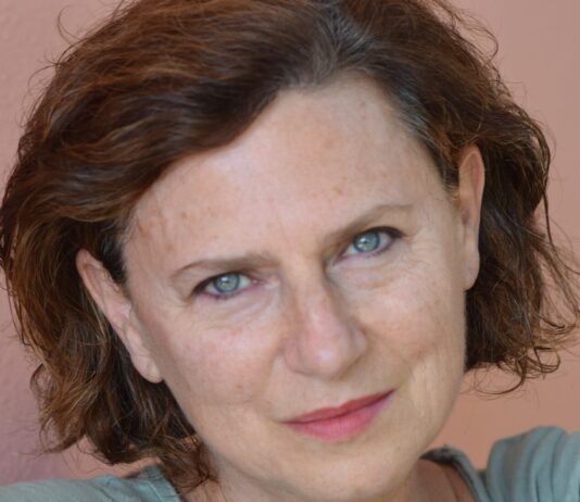 Laterina: Alessandra Bedino in scena lo spettacolo “Tanto Gentile”