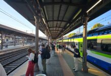 Disastro di affidabilità ritardi per i pendolari del Valdarno