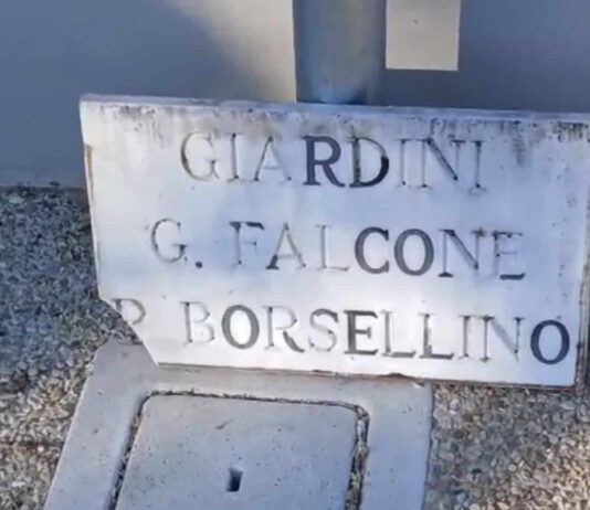 San Giovanni Valdarno: atto vandalico al parco Falcone e Borsellino