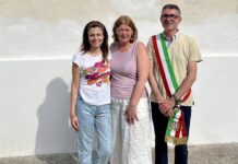 Laterina Pergine: murales di Frouwina Bloem per gli 80 anni Repubblica