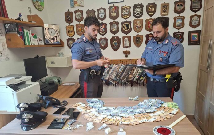 Valdarno-i-Carabinieri-arrestano-due-persone-per-spaccio-e-furto-aggravato.jpg