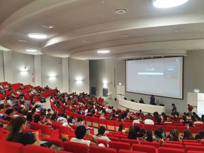 Al-via-il-semestre-aperto-al-corso-di-laurea-in-Medicina-e-Chirurgia.jpg