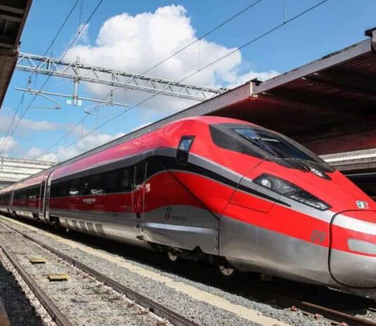 Pendolari di Toscana e Umbria: più Intercity, nuove fermate AV e Media Etruria